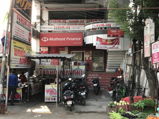 Muthoot Finance Services in Hazratganj, Lucknow, Uttar Pradesh