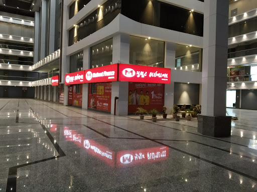 Muthoot Finance Services in Adajan Gam, Surat, Gujarat