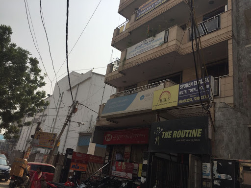 Muthoot Finance Services in West Rohtash Nagar, New Delhi, Delhi