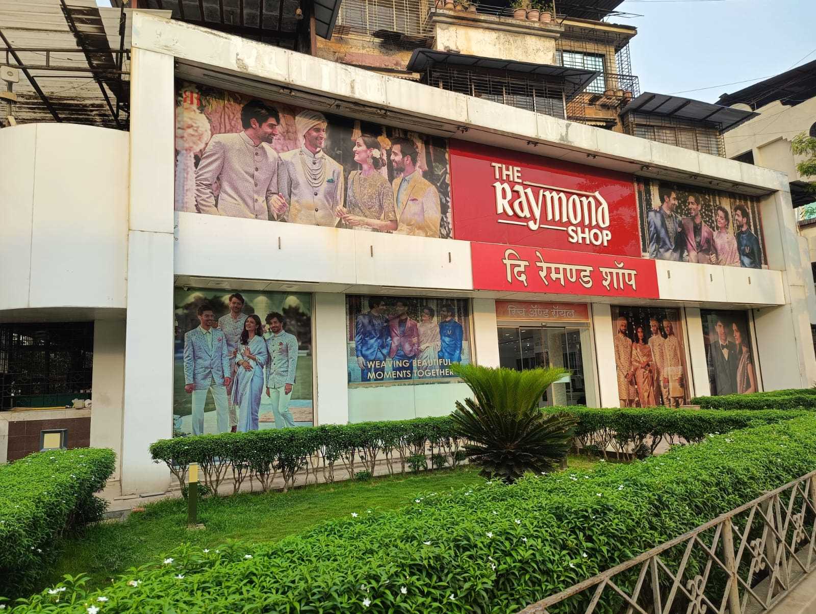 Raymond in Joshibaug, Kalyan