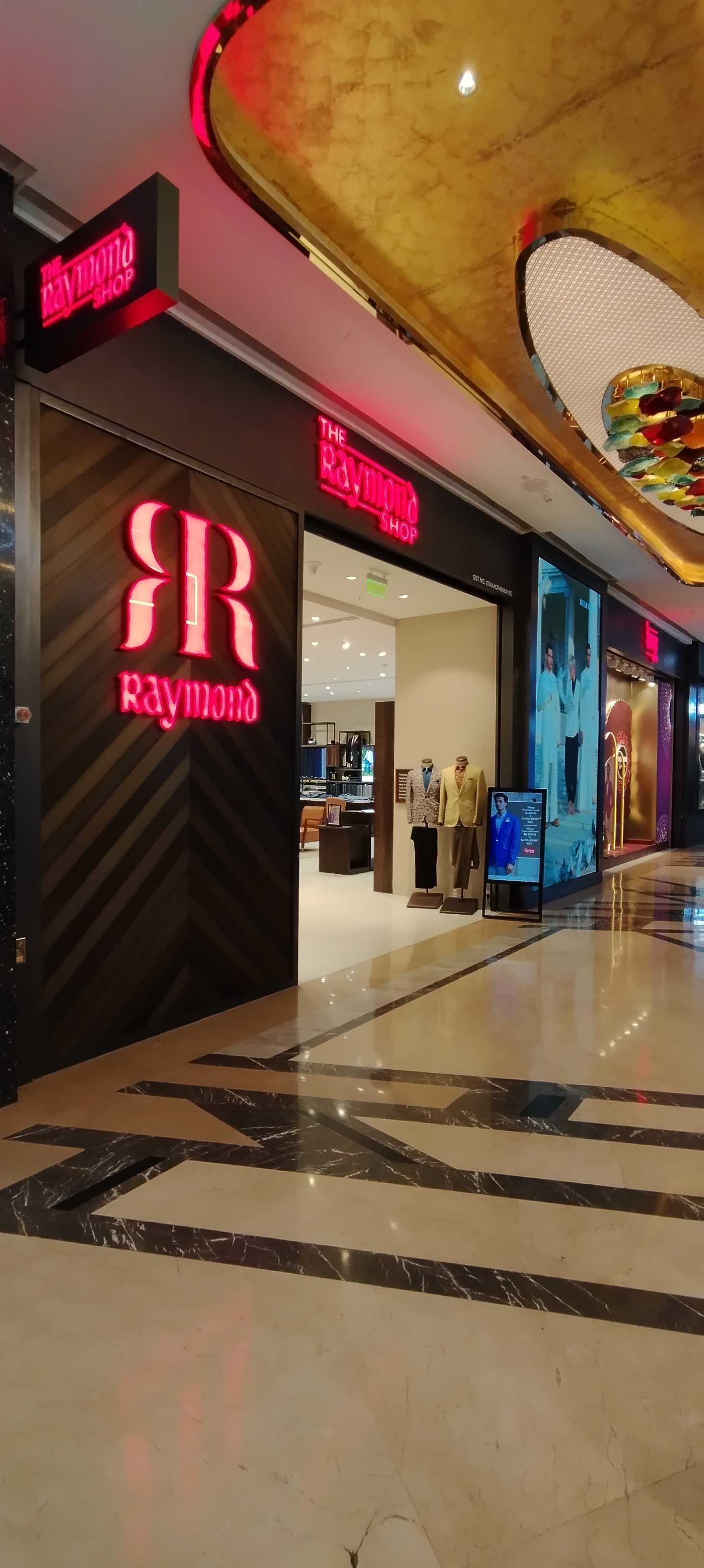 Raymond in Lower Parel, Mumbai