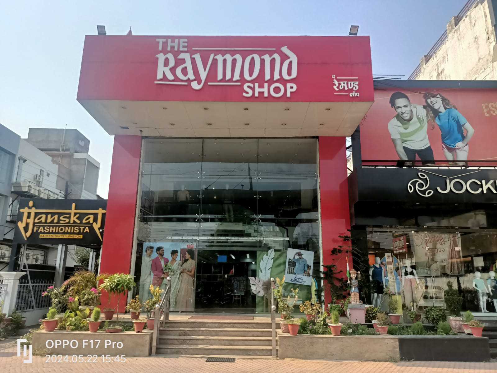 Raymond in Indira Nagar, Lucknow