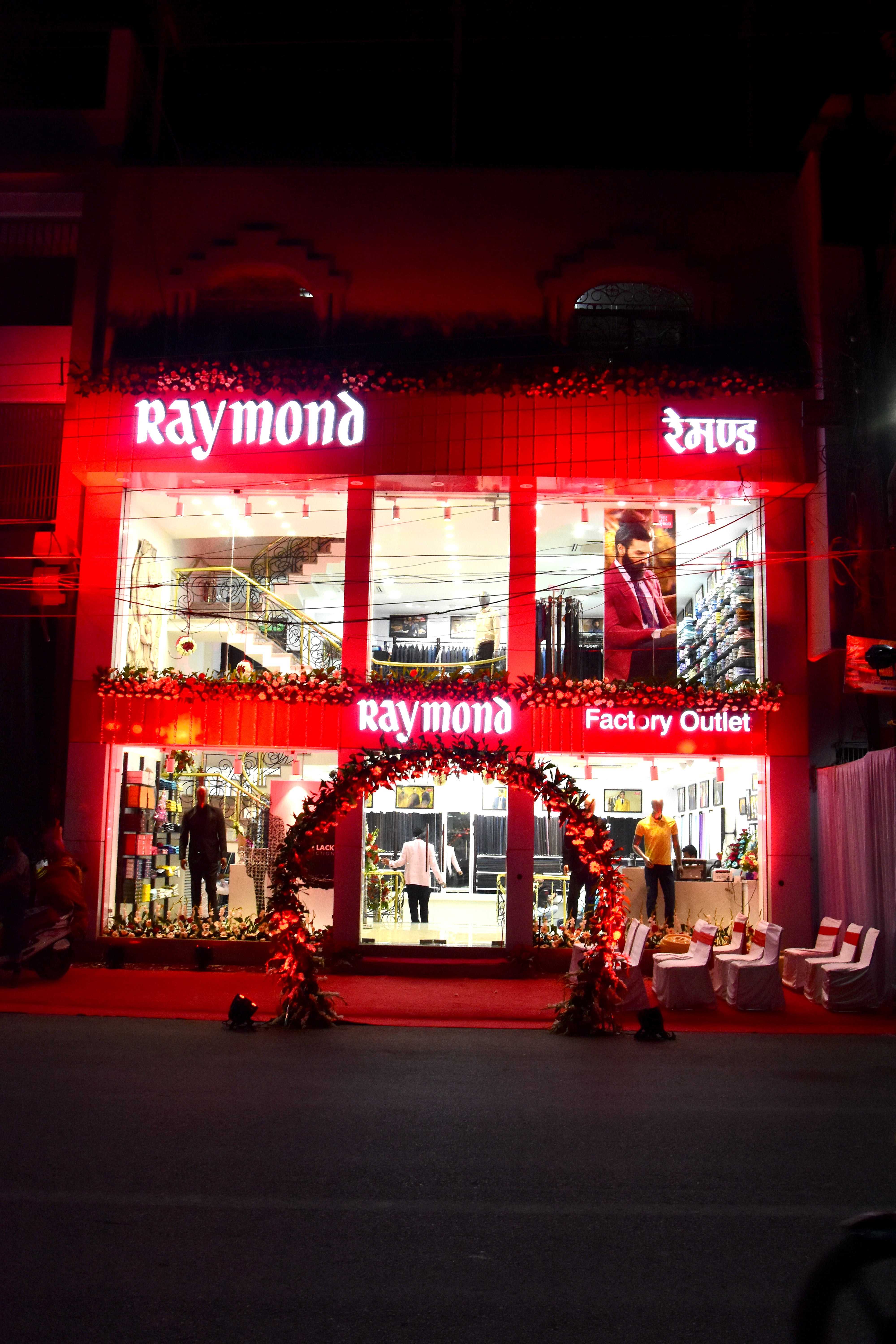 Raymond in Mukeri Pura, Indore