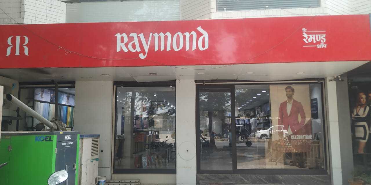 Raymond in Khyora, Kanpur