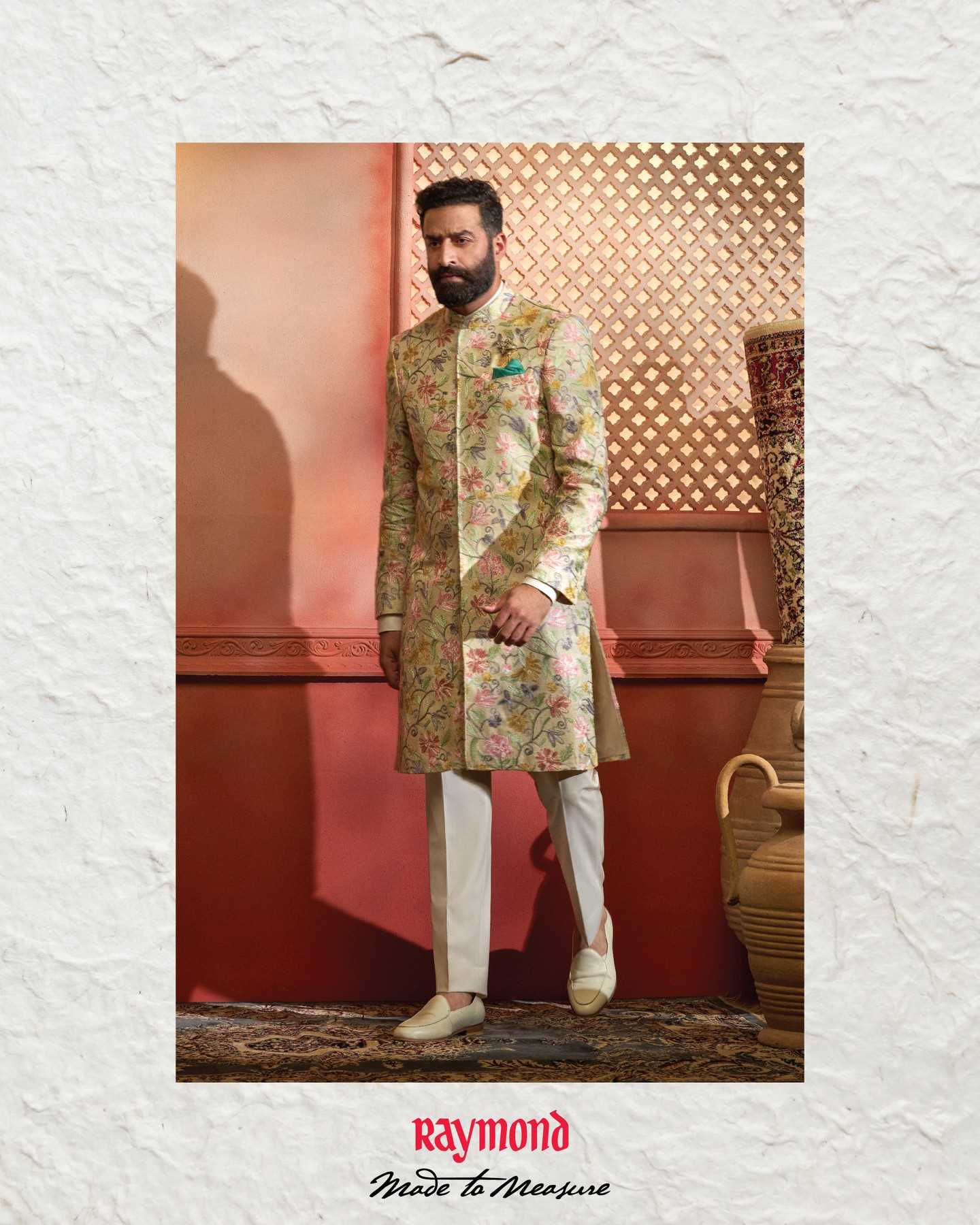 Shop Customized Shirts Suits And Jackets In DLF Phase IV Gurgaon Shop customized shirts suits and jackets in dlf phase iv gurgaon