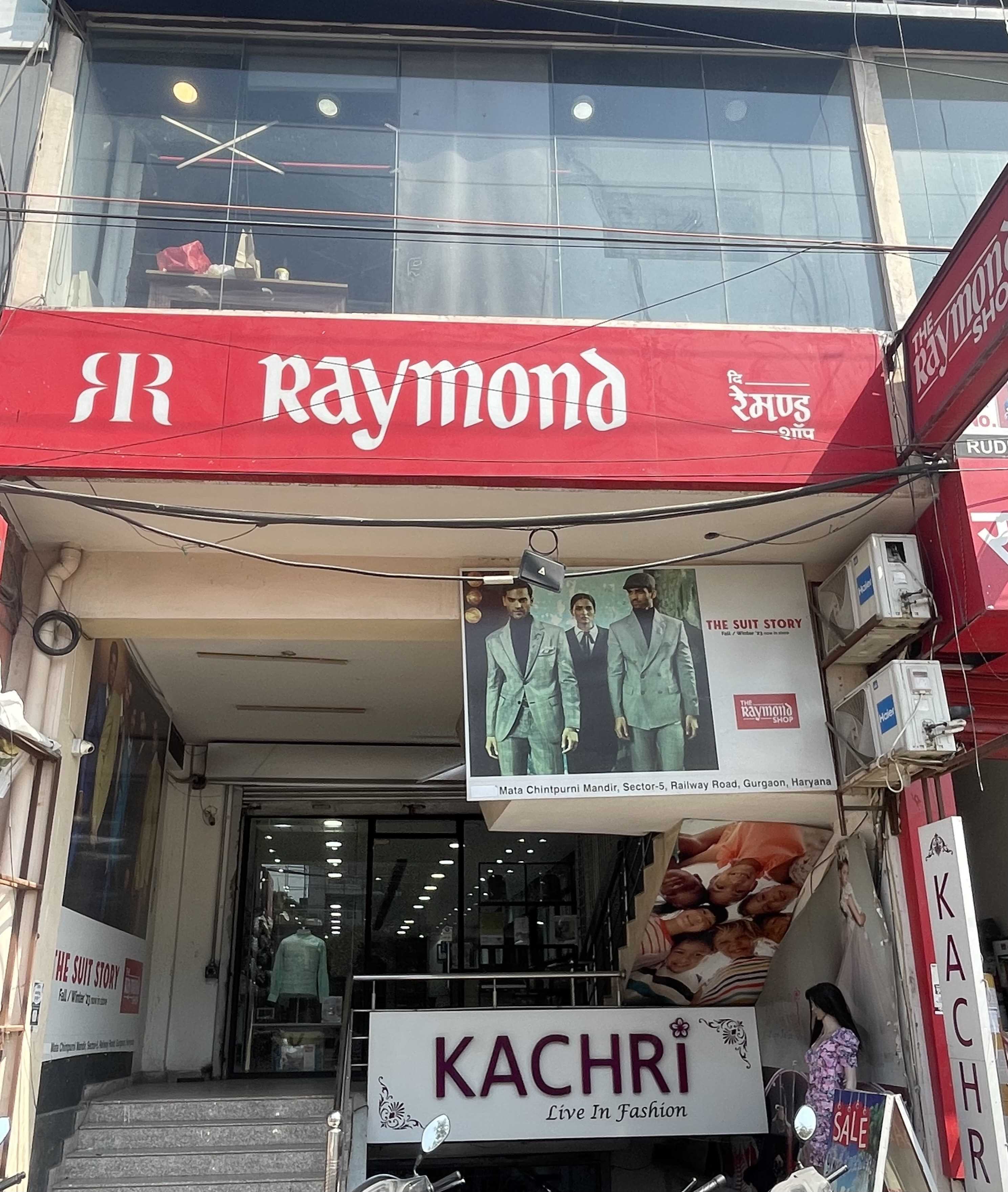 Raymond in Sector 5, Gurugram