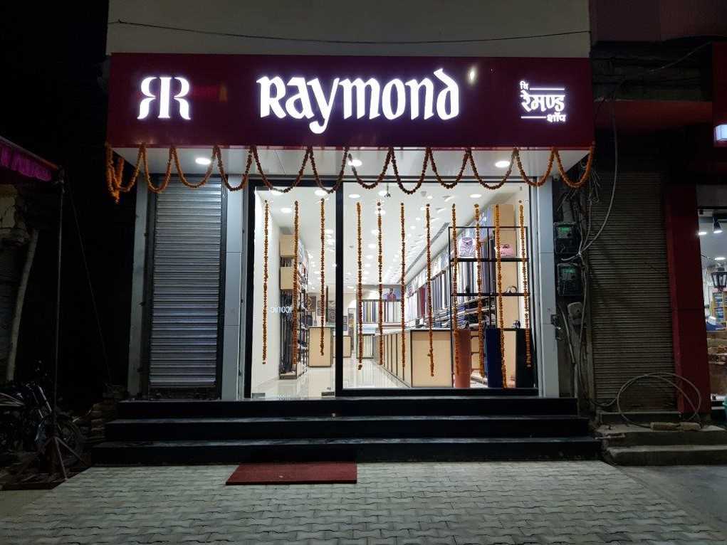 Raymond in G Block, Sri Ganganagar