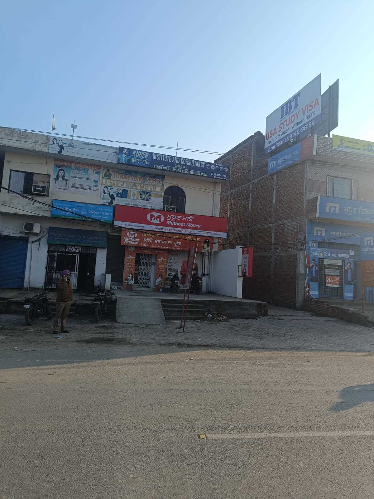 Muthoot Finance Services in Chogwan, Amritsar, Punjab