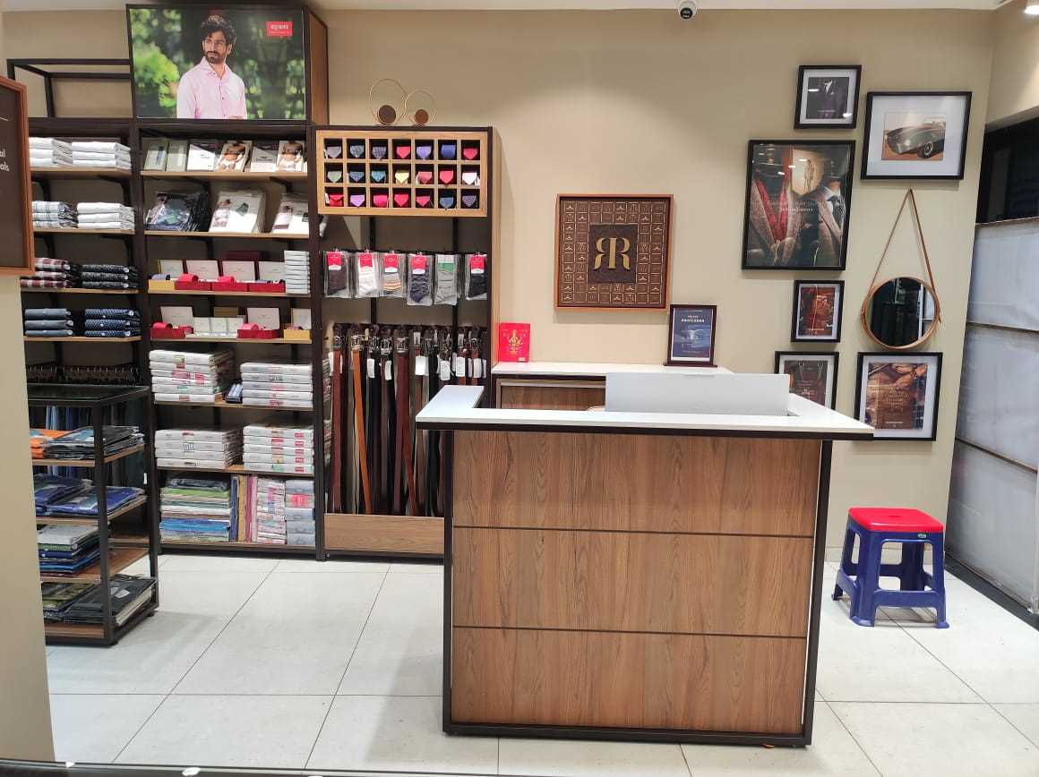 Finest Men's Suits and Clothing in Areraj, Areraj Raymond