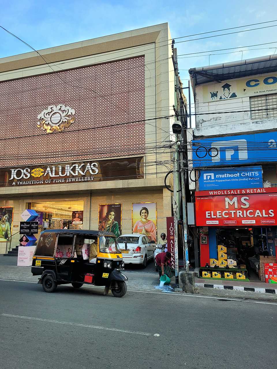 Muthoot Pappachan Chits India Pvt Ltd in Sultanpet, Palakkad