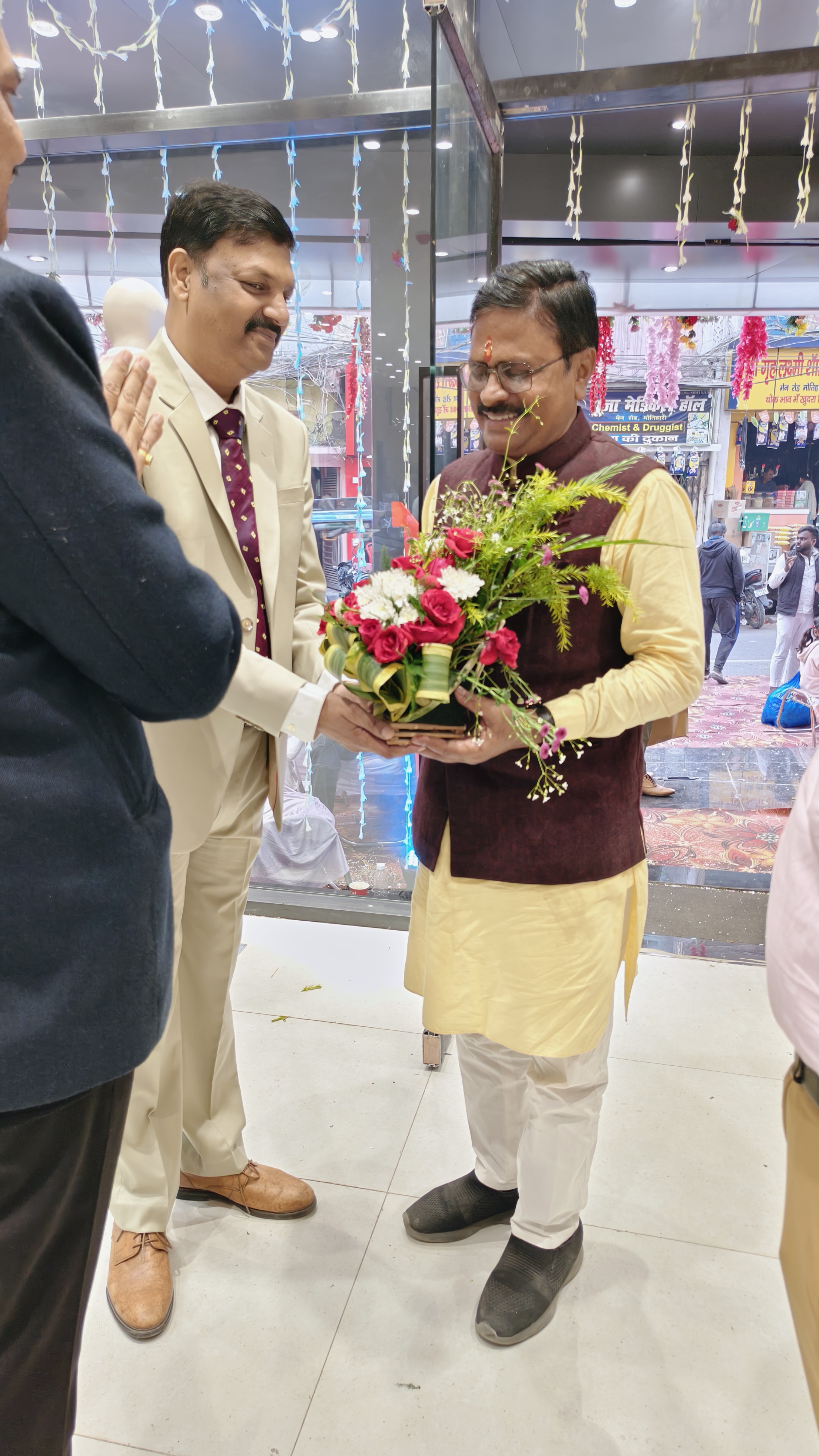 Raymond in Rajendra Nagar, Suraha