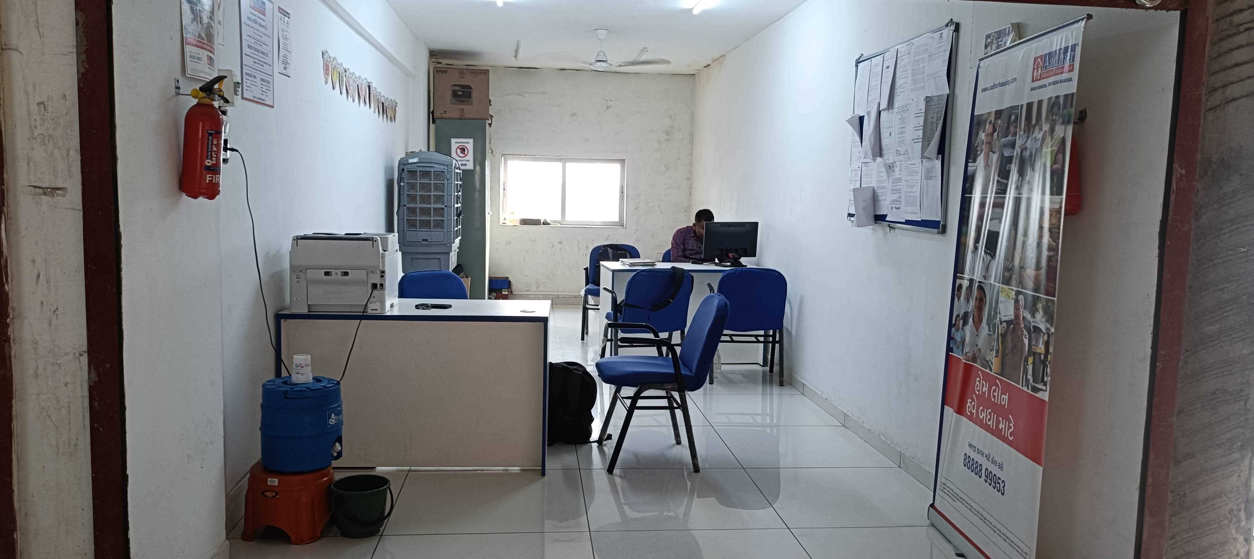 Aadhar Housing Finance Ltd in Near Swaminarayan Mandir, Vyara