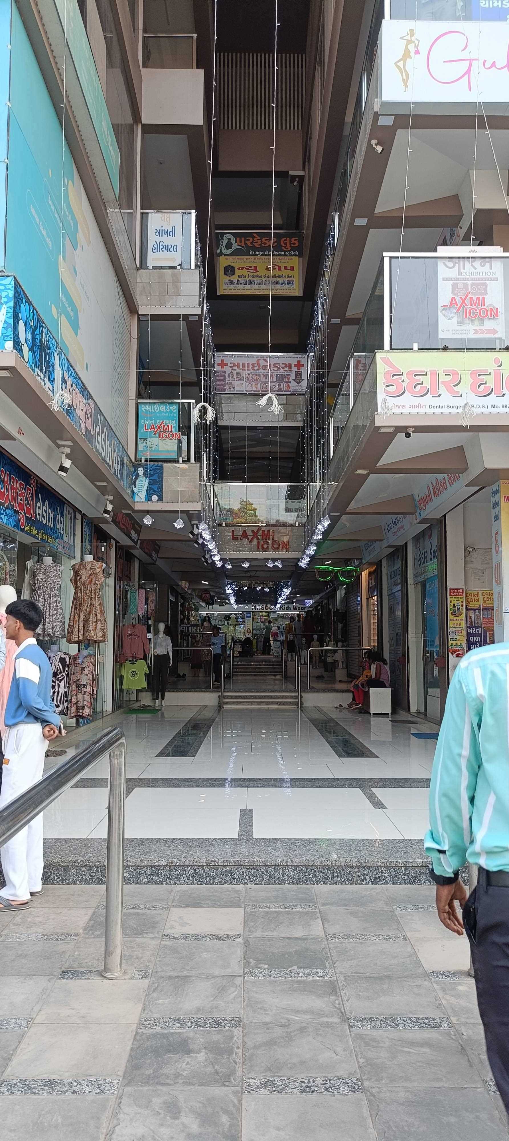Aadhar Housing Finance Ltd in Near Swaminarayan Mandir, Vyara