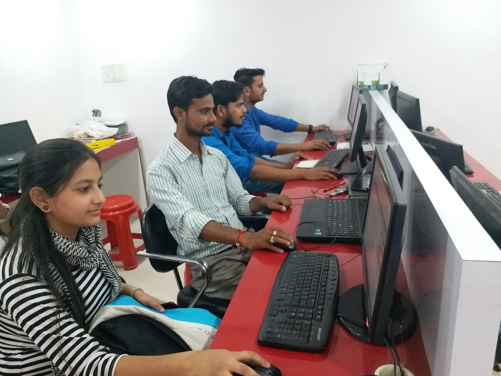 Bhargav Kanpur Road Kanpur