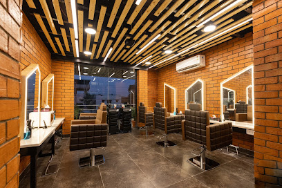 Logo of Green Trends Unisex Hair & Style Salon Trends Invogue Pvt Ltd