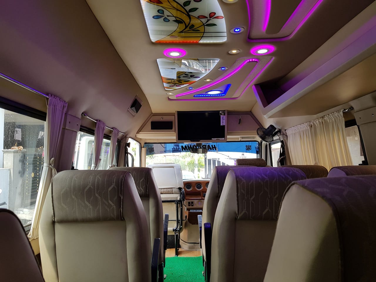 Tempo Traveller On Rent Tempo Traveller Hire 12 Seater