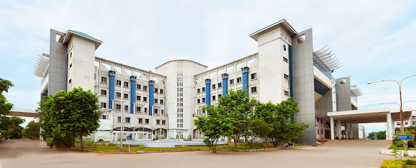 Logo of Sri Manakula Vinayagar Medical College and Hospital